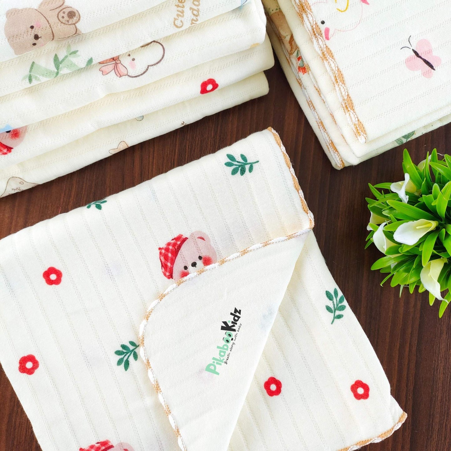 2 Layer Muslin Blanket in 85*85 cm - Red Teddy