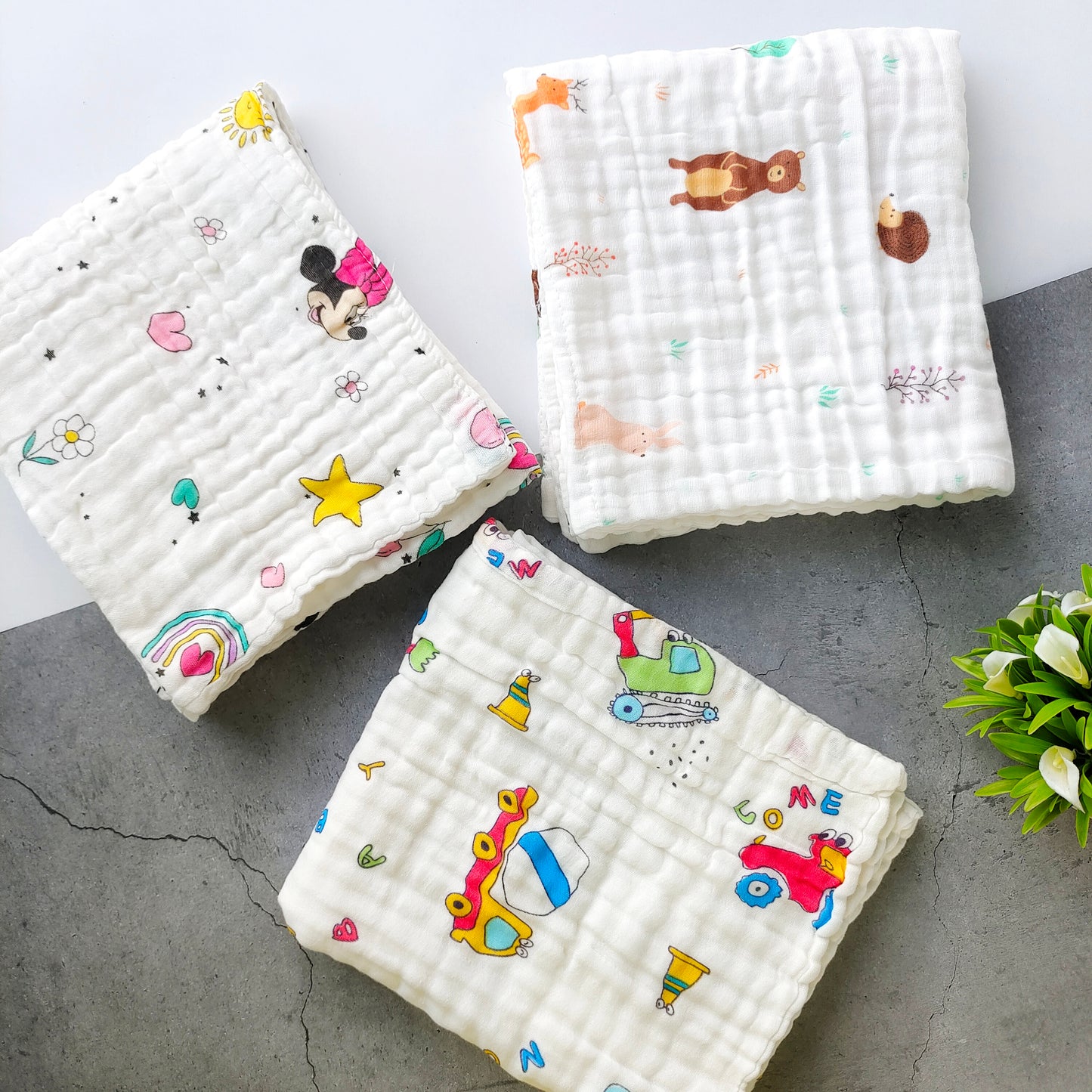 Combo of 3 Muslin 6layer Bath towels 100*50 cms (Random)