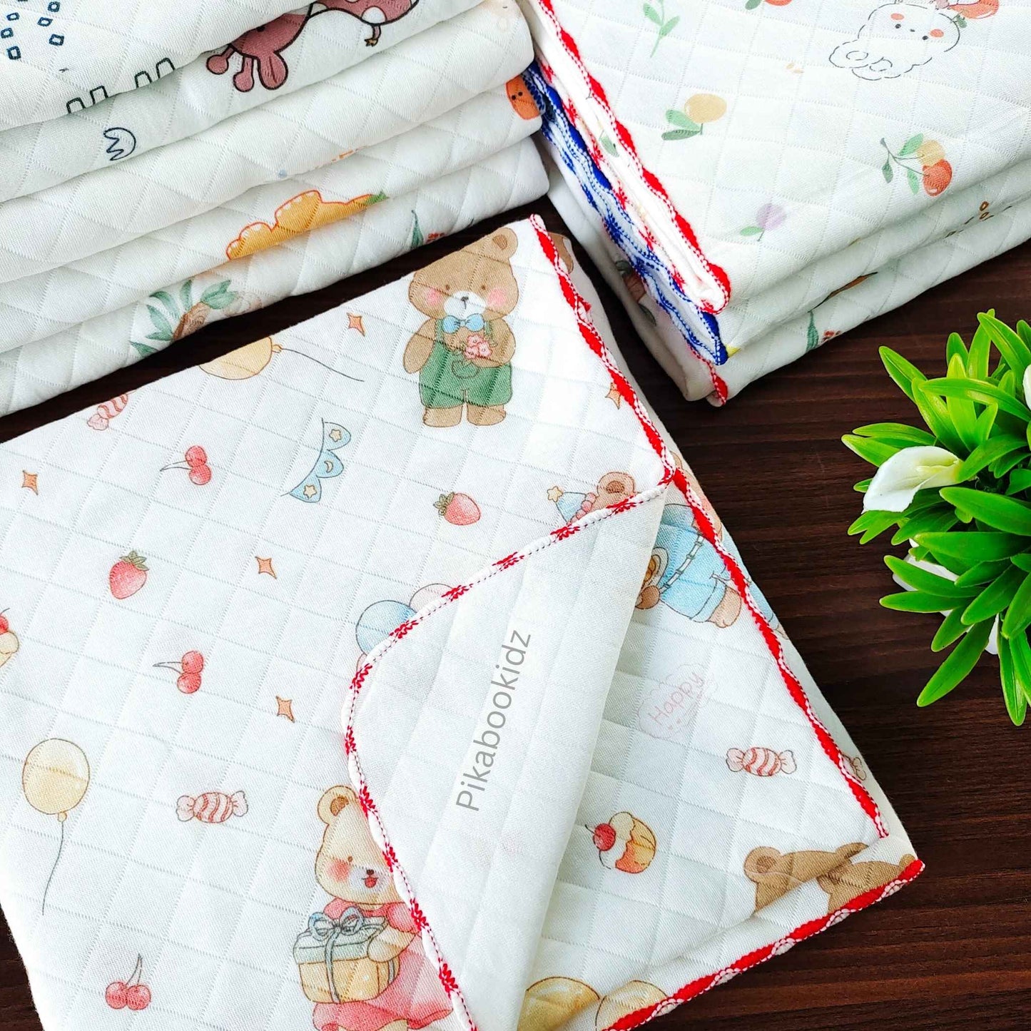 2 Layer Muslin Blanket in 85*85 cm - Party