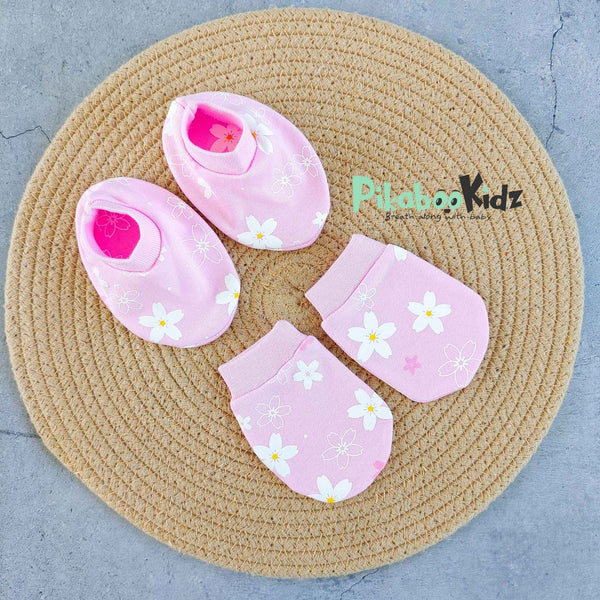 Mittens Booties Set – Pink Flowers