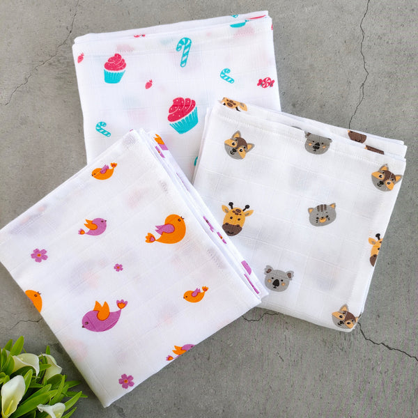 70*70 cms Combo of 3 Muslin towels (Random)