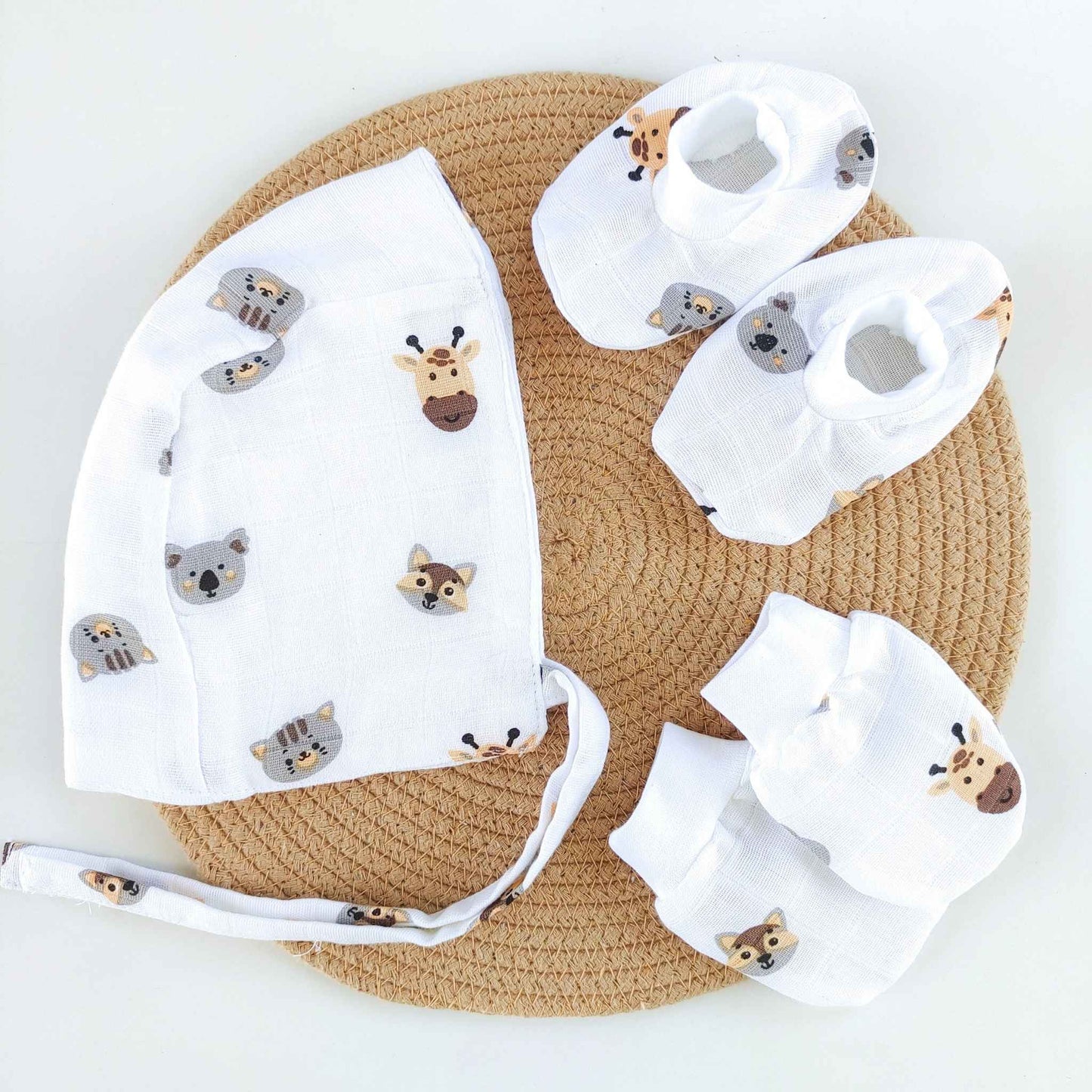 Muslin Cap mittens Booties – Animals