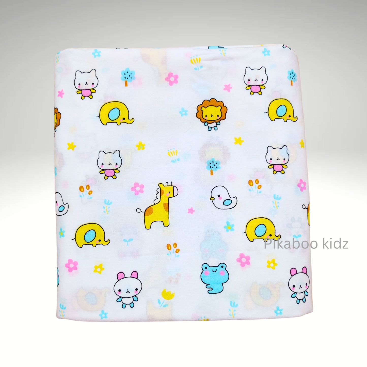 Organic Cradle cloth – White Giraffe