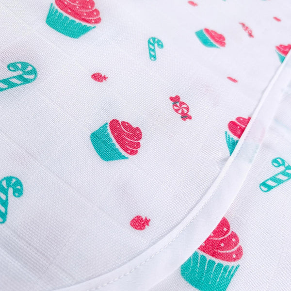 Muslin Hooded Towel – Cupcakes - alt view