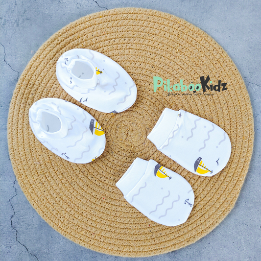 Mittens Booties Set – Boats Yellow