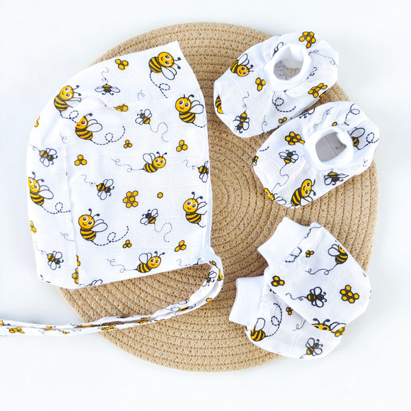 Muslin Cap mittens Booties – Honey bee