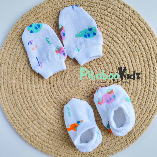 Muslin Mittens Booties Set – CARS