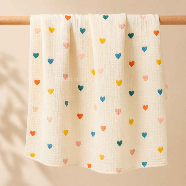 Premium Muslin Swaddle – Hearts - alt view
